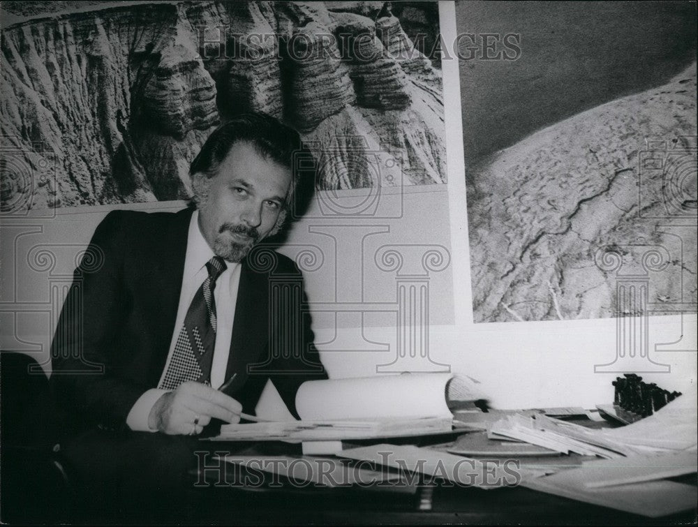 Press Photo Lutheran Parson Paul Schulz from Hamburg - Historic Images