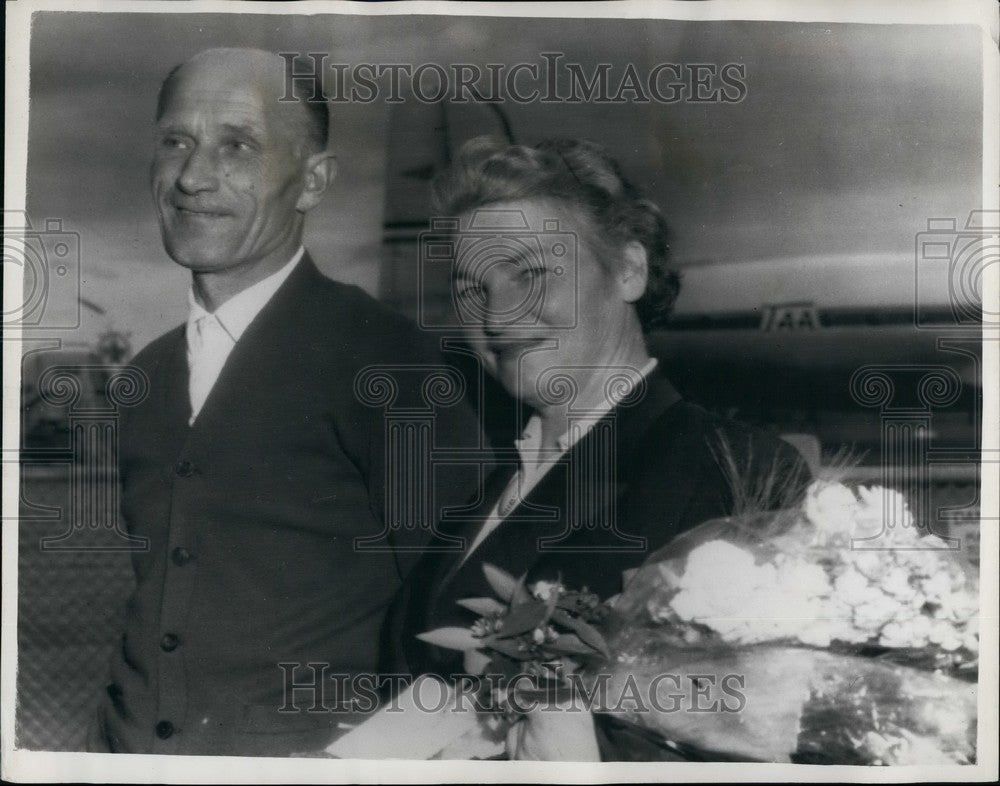 Press Photo Mr. Peter Paszniewska &amp; Wife Mrs. Paszniewska - KSB49869 - Historic Images