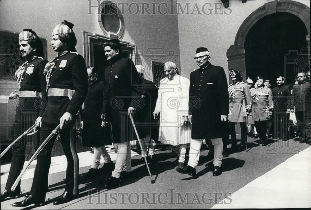 1972 Press Photo President V.V. Giri,Rajya Sabha &amp; Vice President Mr.G.S.Pathak - Historic Images