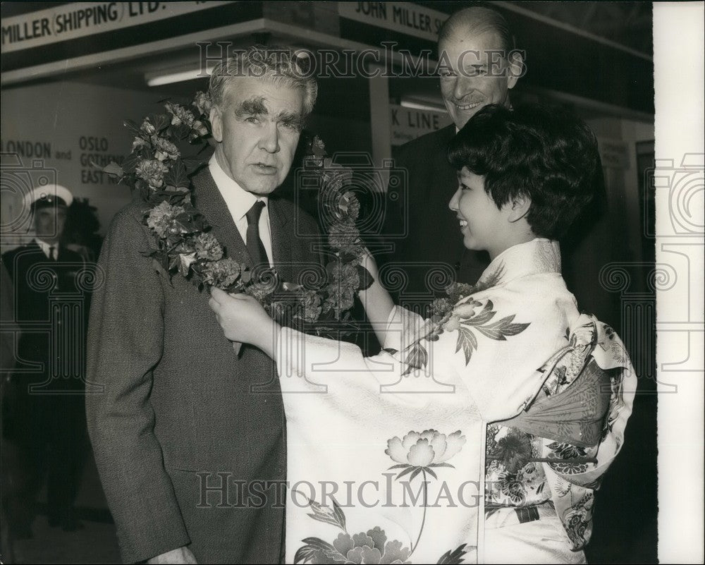 1967 Mr. George Woodcock Opens Export Services Exhibition At Olympia - Historic Images