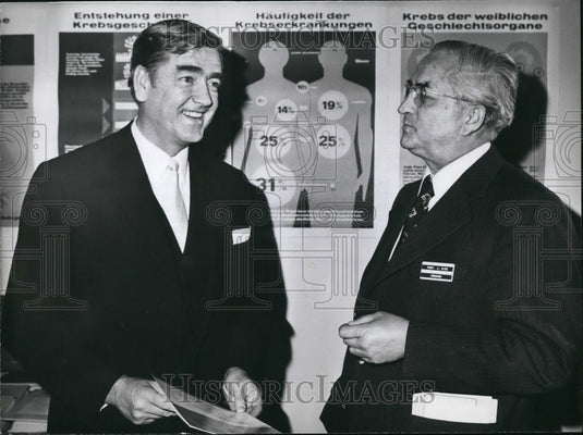 1974 Dr. Med Julius Ries & Dr.Egbert Schmiedt - Historic Images