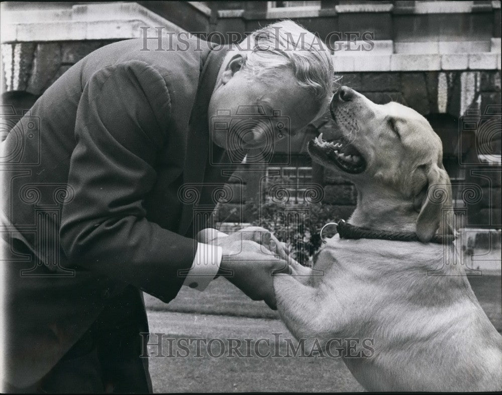 1967 Press Photo Premier Relaxes with his Dog&quot; Paddy&quot;. - KSB50743-Historic Images