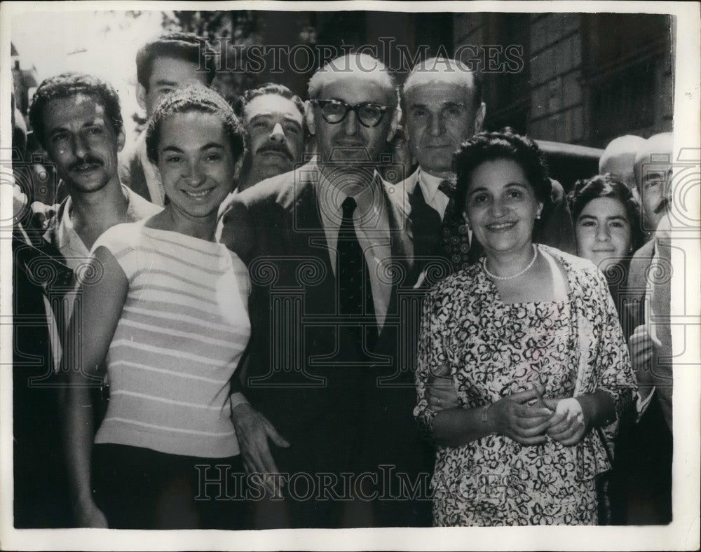 1958 Press Photo Dr. Arturo Frondizi Wins Argentina's Presidential Election-Historic Images