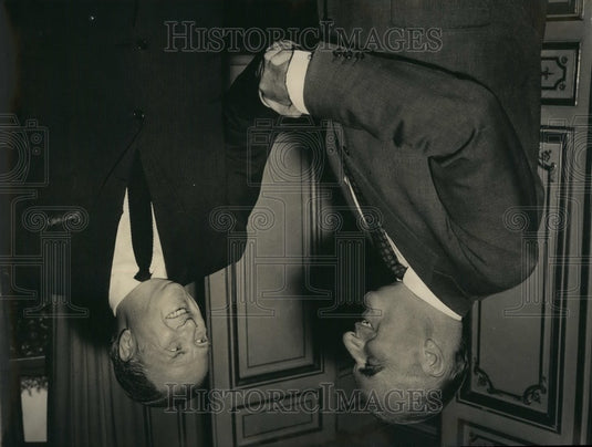Press Photo Mr. Georges Pompidou shakes hands Mr. Henry Ford - KSB51023 - Historic Images