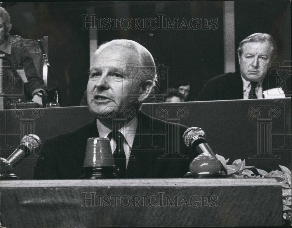 1973, Mr. Brian Faulkner At The Conservative Party Conference - Historic Images