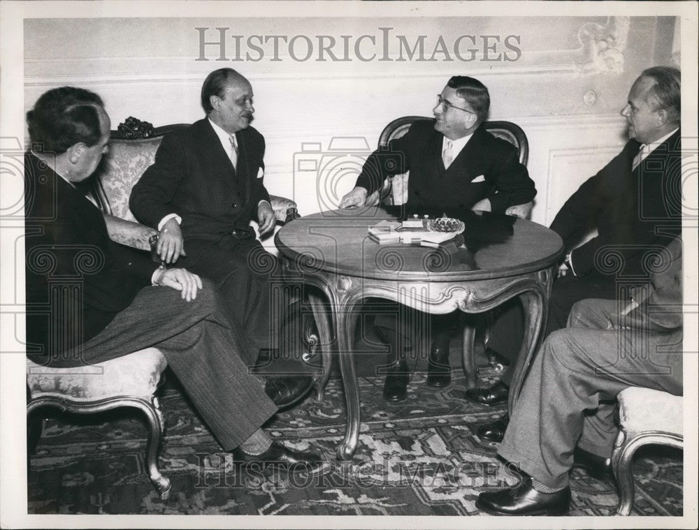 Press Photo German Press Chief Confederation Vienna Felix Von Eckardt Figl - Historic Images