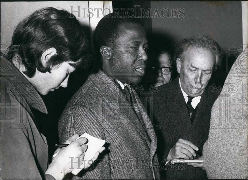 1960 Ambassador of Guinea Nabi Youla In The Foreign Office - Historic Images