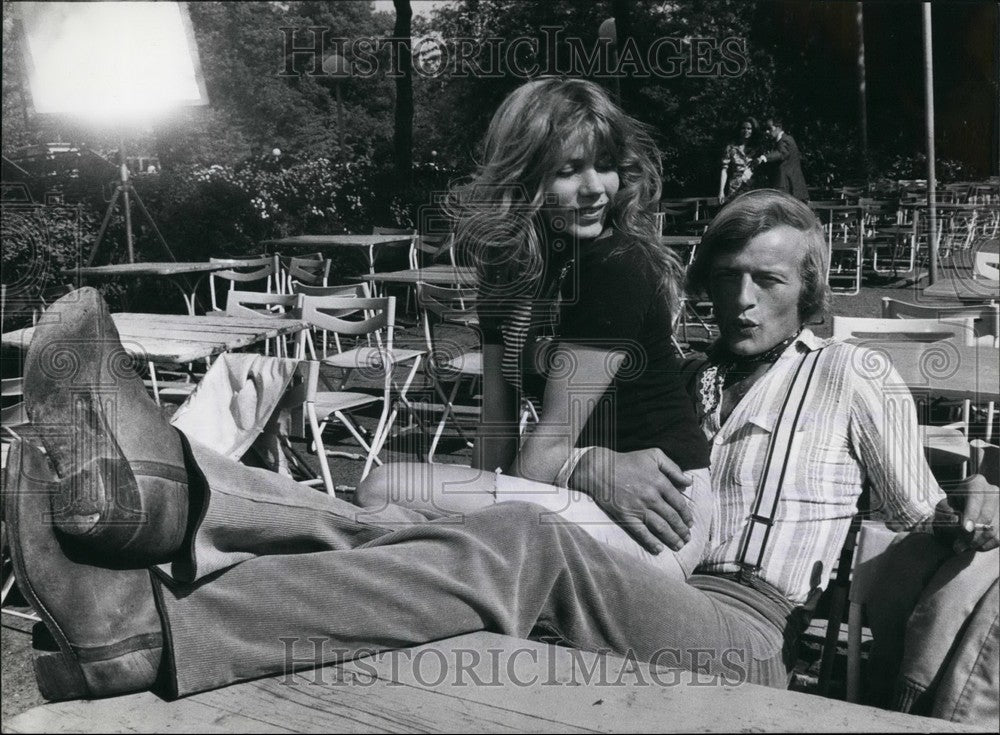 1974, Adrian Hover Is Shooting The Film "Pusteblume" In Berlin - Historic Images