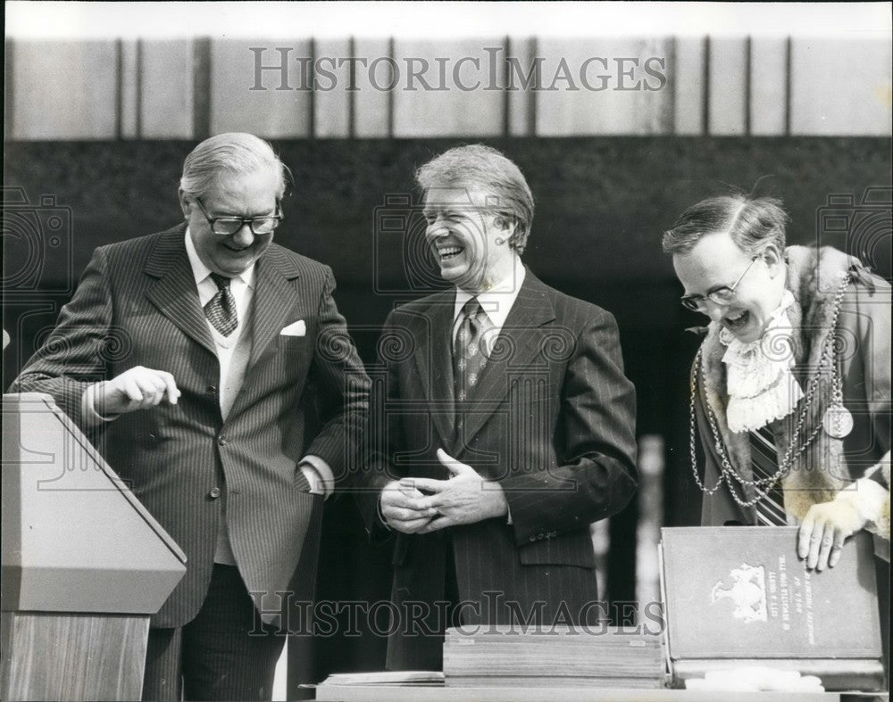 1977 Press Photo President Jimmy Carter & Prime Minister Jim Callaghan. - Historic Images
