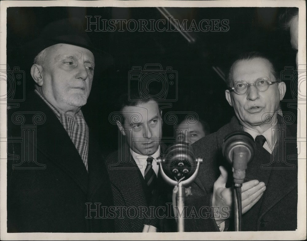 1951 Press Photo Italian Prime Minister Signor De Gasperi Count Sforza Foreign-Historic Images