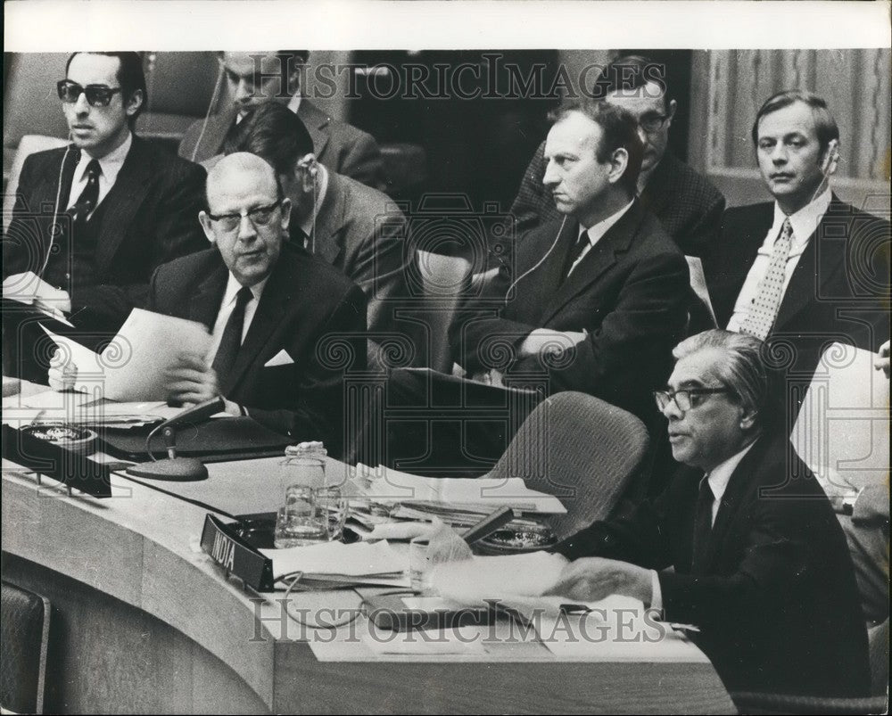 1971 Press Photo UN Security Council Meeting Samar Sen Michel Van Ussel-Historic Images