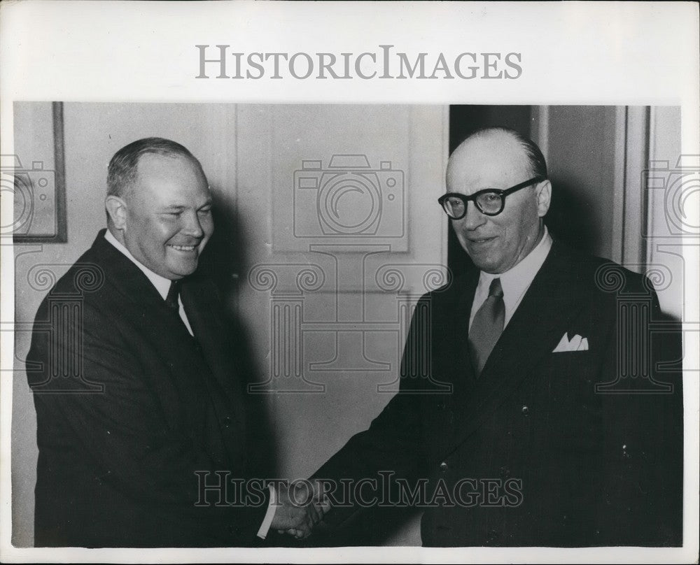 1953 New Soviet Ambassador Sergegief Greeted Greek Stefanpoules - Historic Images