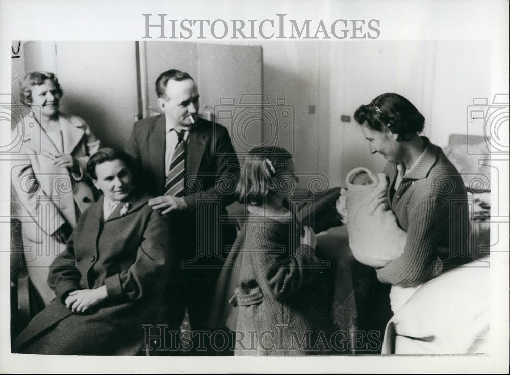 1960 Yvonne Moore Holding Adopted Baby Sussex Maternity Hospital - Historic Images