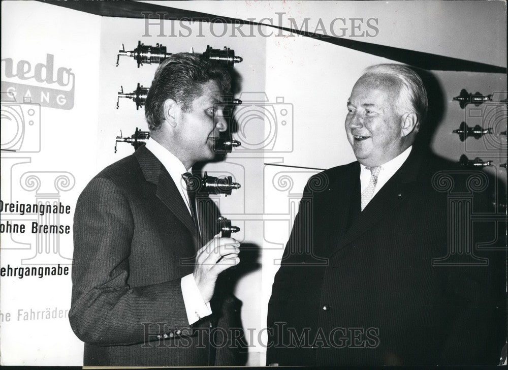 1960  Dr. Seebohn  talking to the factory owner Ernst Wilhelm Sachs - Historic Images