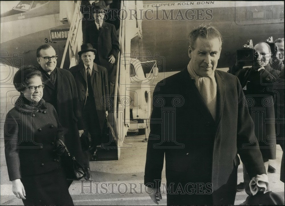 1969 Press Photo Gerhard Schroder and his wife - KSB52011-Historic Images