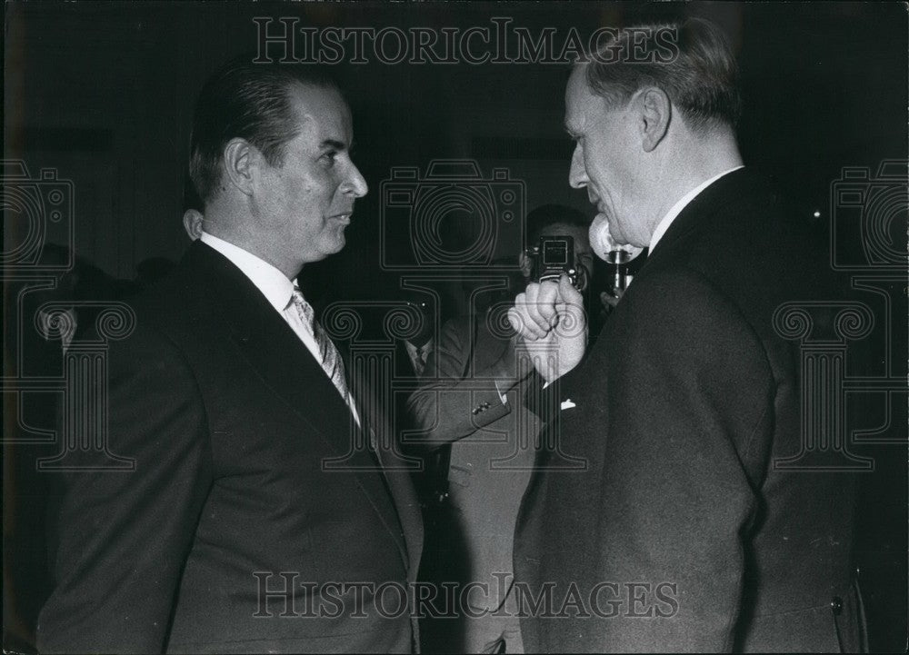 1961  The new Minister of Foreign Affairs, Gerhard Schroder - Historic Images