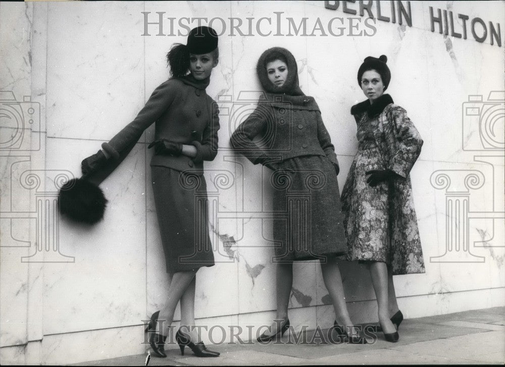 1962, Maggy Rouff, Nina Ricci, Maques Heim, Balmain, Capucci, Piere C - Historic Images