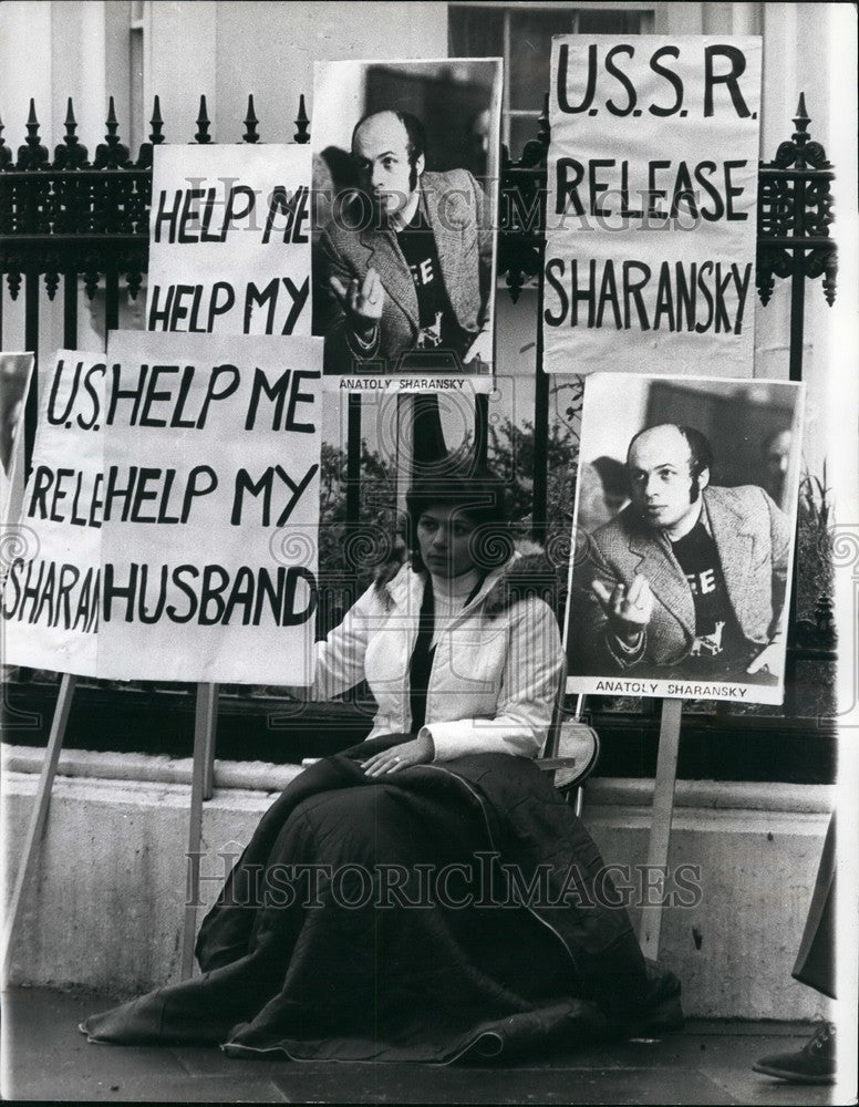 1977 Press Photo Fast For Freedom&quot; at Fast For Freedom&quot; - KSB52727 - Historic Images