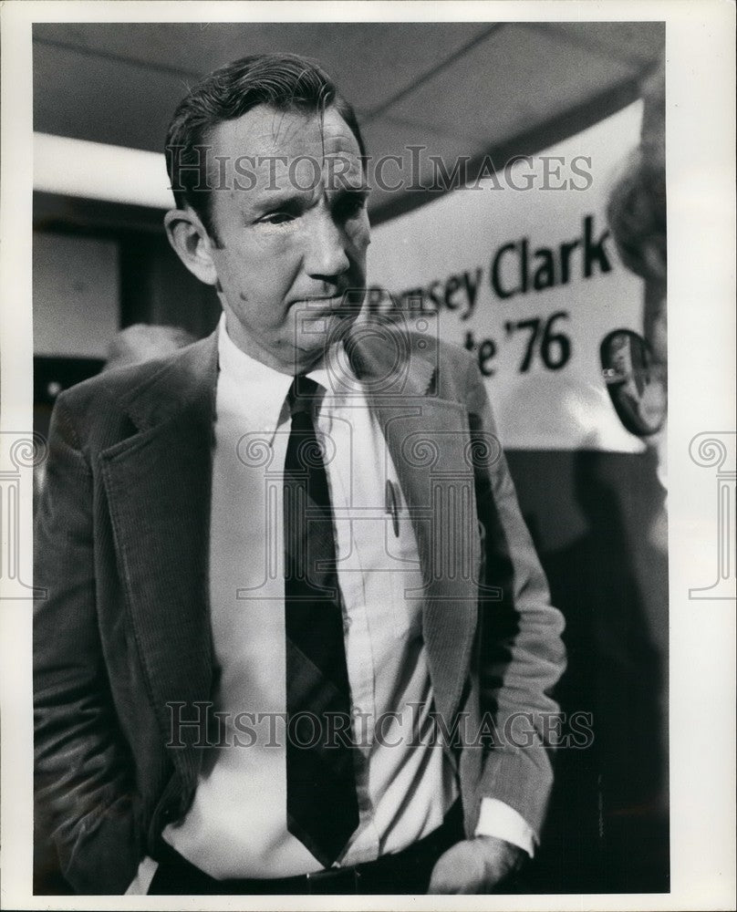 1976 Former U.S Attorney General Ramsey Clark Talks To Reporters - Historic Images