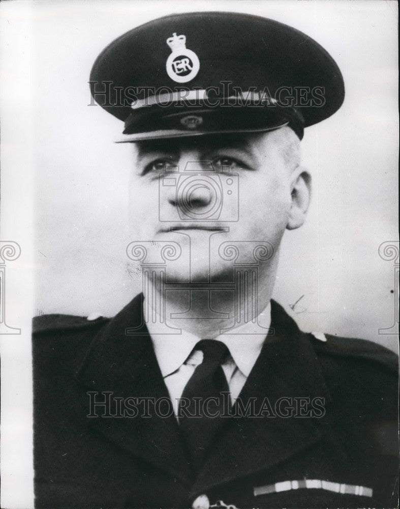 1965, Inspector Alfred Harrison ,wounded in gun battle - KSB53011 - Historic Images