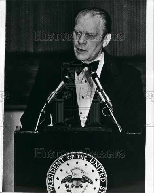 1974 President Nixon calls a cabinet meeting - Historic Images