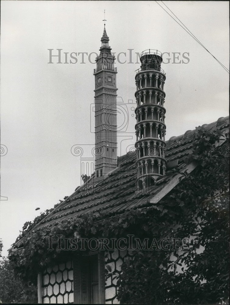 1965, Big Ben Pise tower roof near Paris Italian bricklayer built - Historic Images