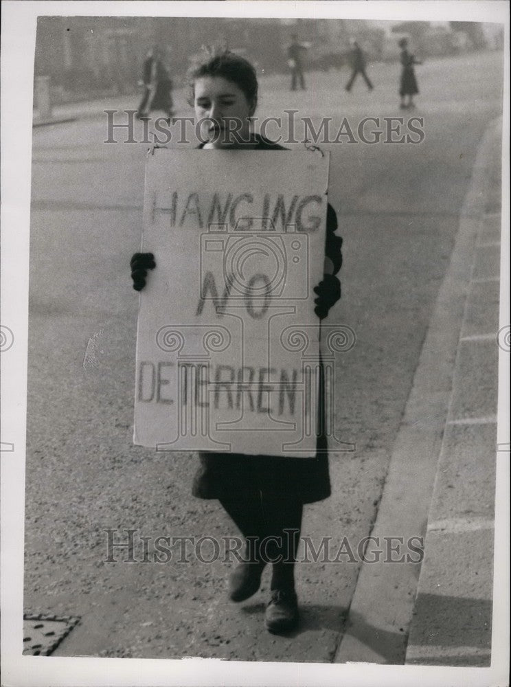 1959 &quot;Save Marwood&quot; Placard  on protestor at Home Office - Historic Images