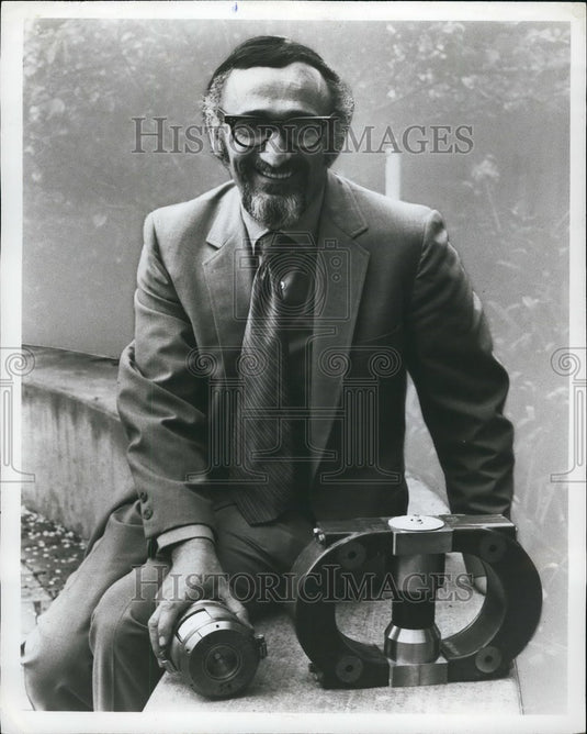 Press Photo The world's most powerful magnets - Historic Images