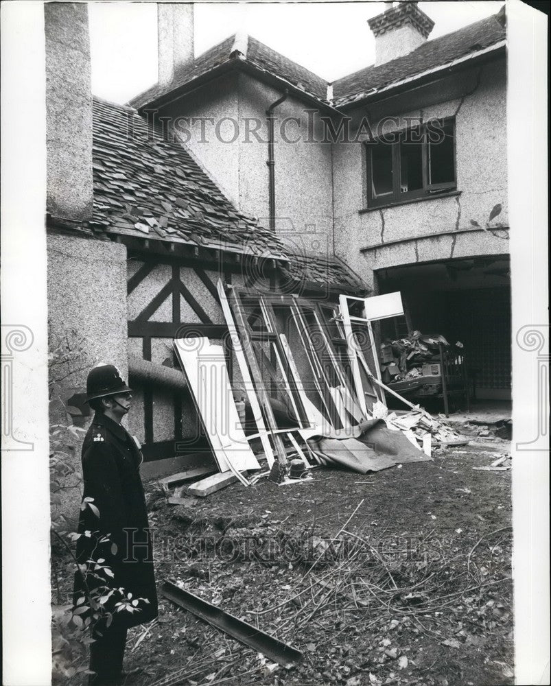 1974, The Scene Of The Bomb Explosion At Harrow School - KSB54037 - Historic Images