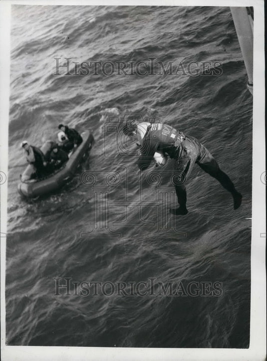 1960 Royal Navy survival tests at sea - Historic Images