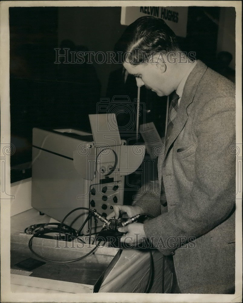 1952 Press Photo Symposium of Electronic Instruments - KSB54761 - Historic Images