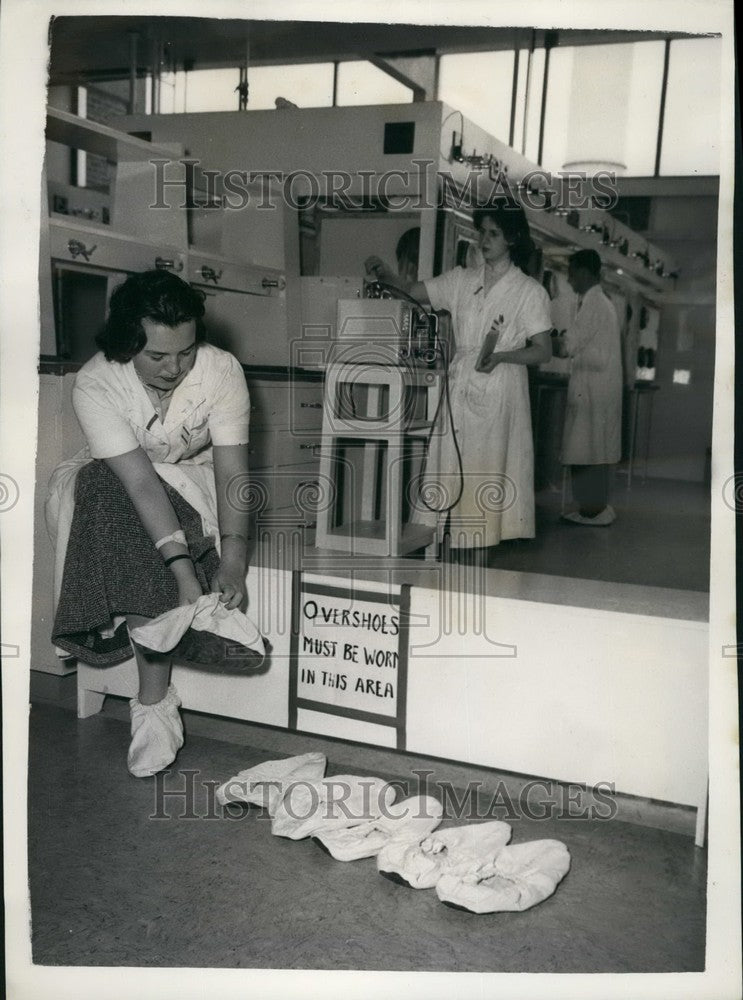 1957 Press Photo Radio Chemical Centre in Amersham - KSB54901 - Historic Images