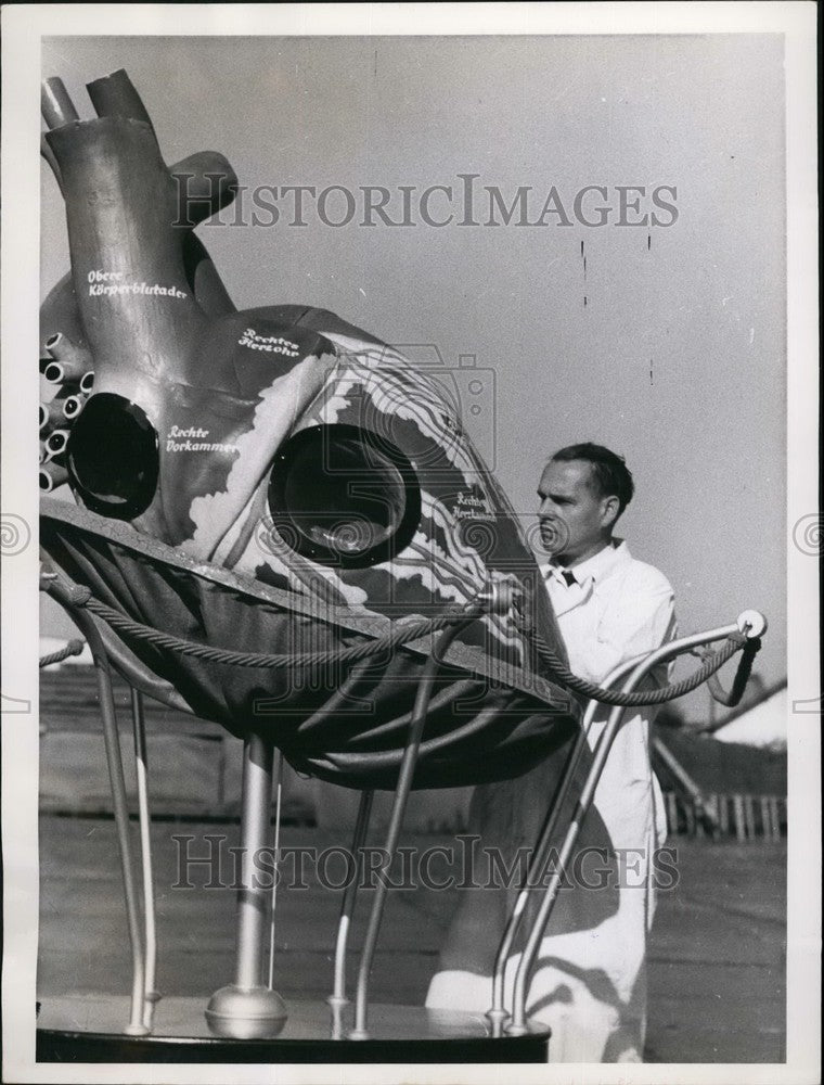 Press Photo German Museum for Health in Cologne - KSB55009-Historic Images