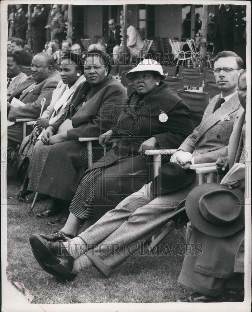 1957 Press Photo Basutoland Chieftainess at Farnborough Air Show - KSB55221 - Historic Images