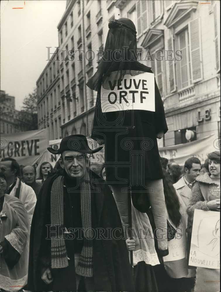 1974 French Radio and Television Personnel Strike in Paris - Historic Images