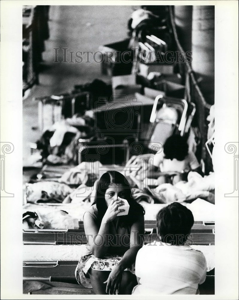 Press Photo Cuban refugee  in Florida - Historic Images