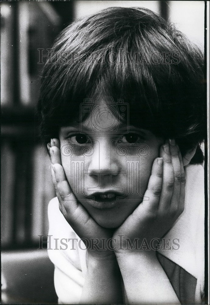 Press Photo Mickey Sanchez - Historic Images