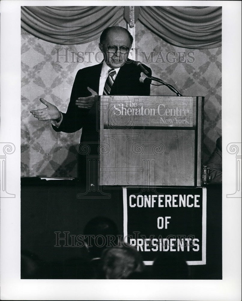 1979 Meanahem Speaking at the Conference of Presidents - Historic Images