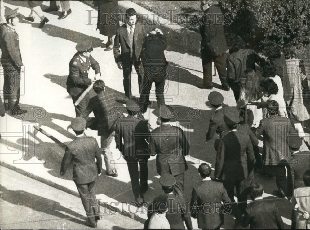 1973 Press Photo Riots During Te Deum At The Tomb of George Papandreou - Historic Images