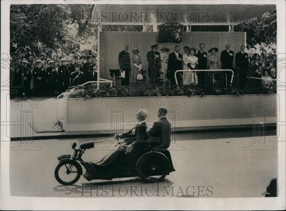 1953 Seventy-two thousand parade before the Queen in review - Historic Images