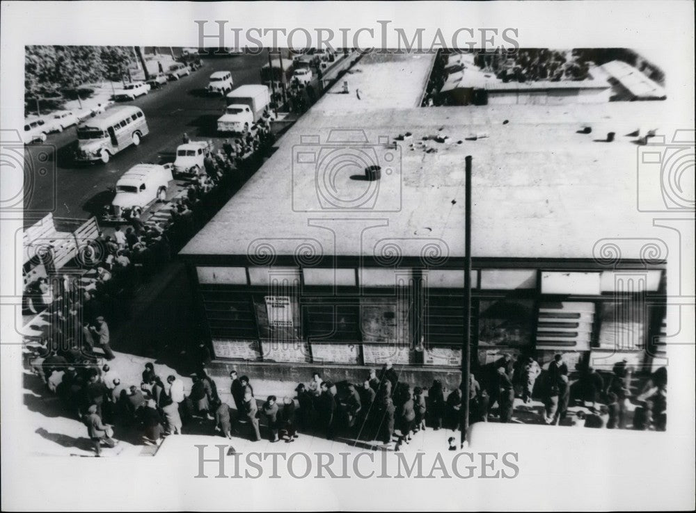 Press Photo Butchers On Strike In Protest Of Government Rulings In Argentina - Historic Images