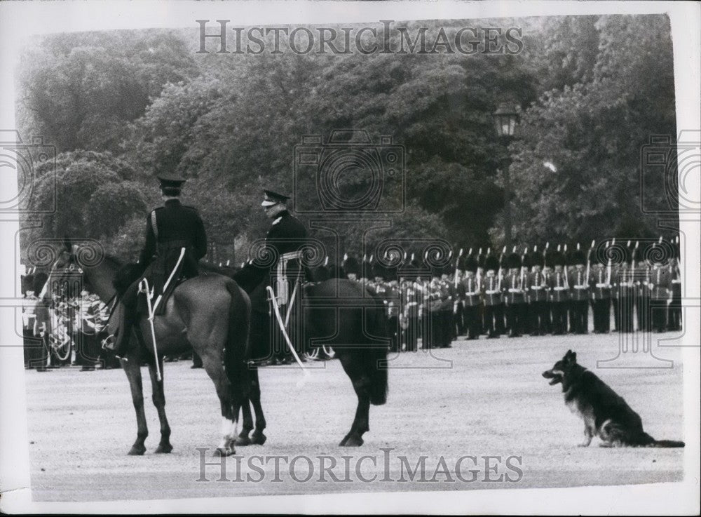 1959 Guard Mounting Ceremony On Horse Guards Parade - Historic Images