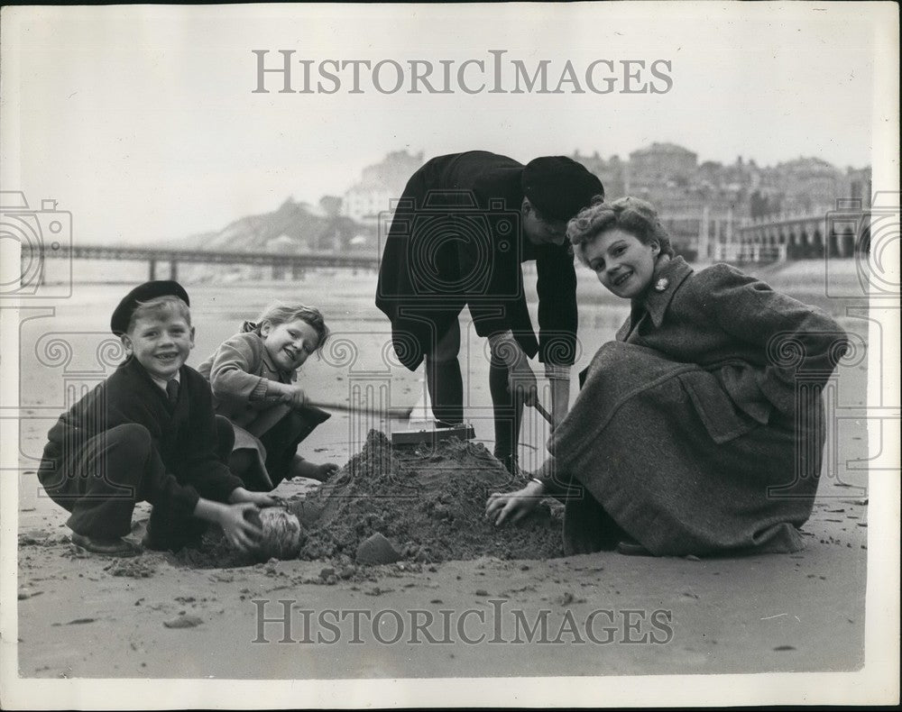 1955, Mrs. Simek - Home for a Holiday from Czechoslovakia in - Historic Images