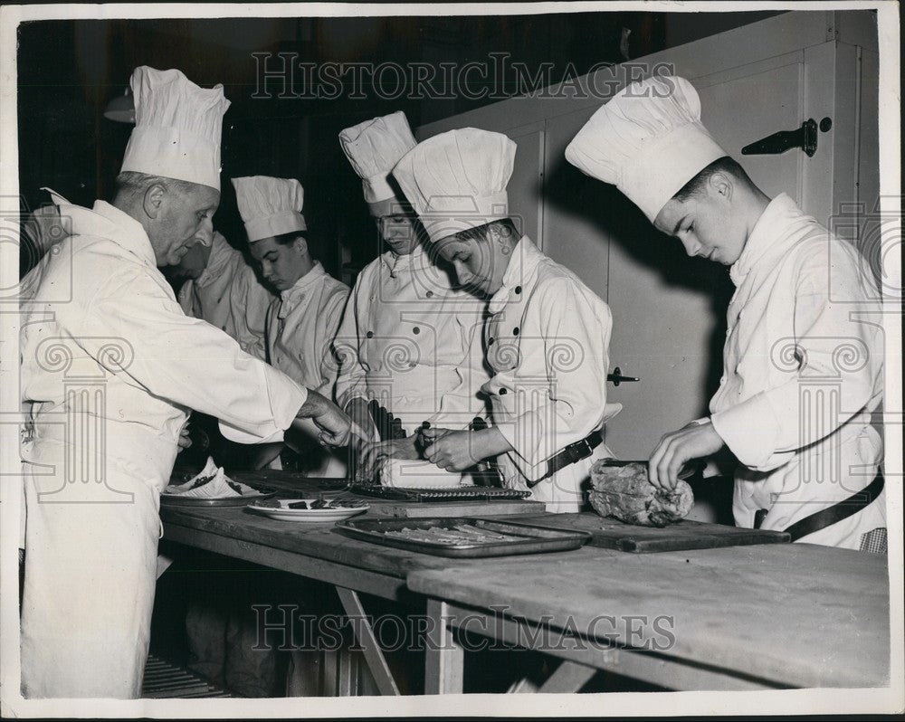 1953 Westminster Tech College students help in the Queen's kitchens - Historic Images