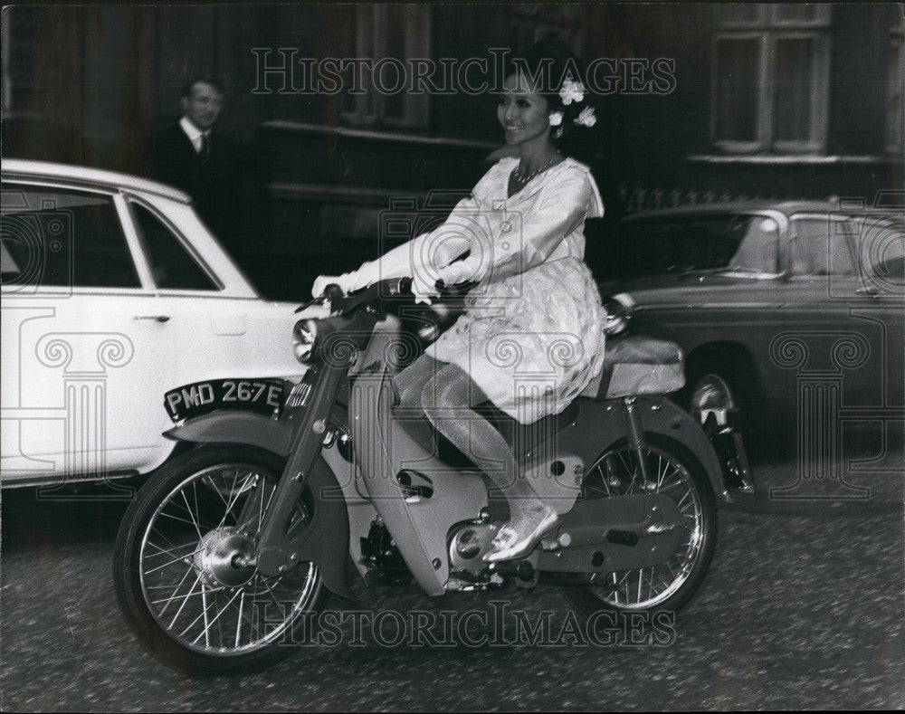 1967 Press Photo Daughter of the Philippines Ambassador,Mary Louisa Briliantes-Historic Images