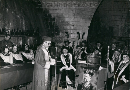 1953 Grand Master of Burgundy "Tastevin" Greets Wine Brotherhood - Historic Images