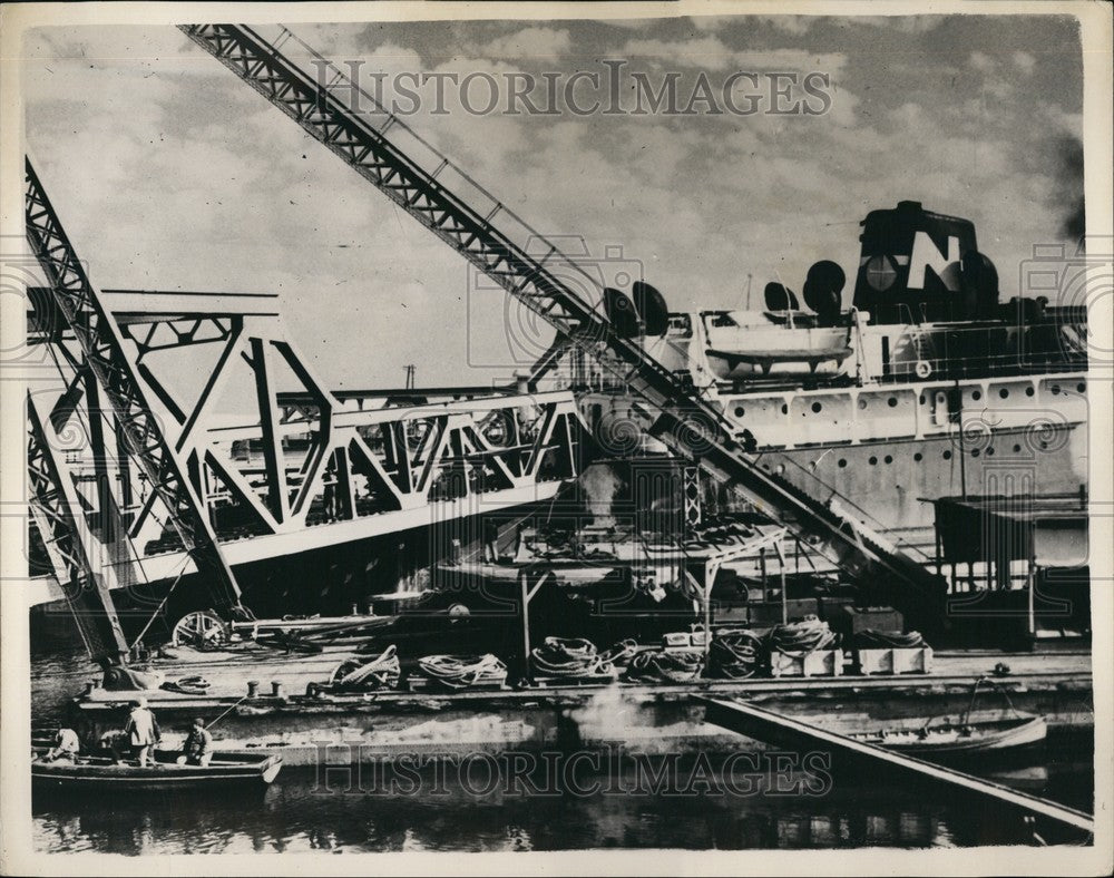 1955 Ship Hits Bridge In Suez Canal - Historic Images