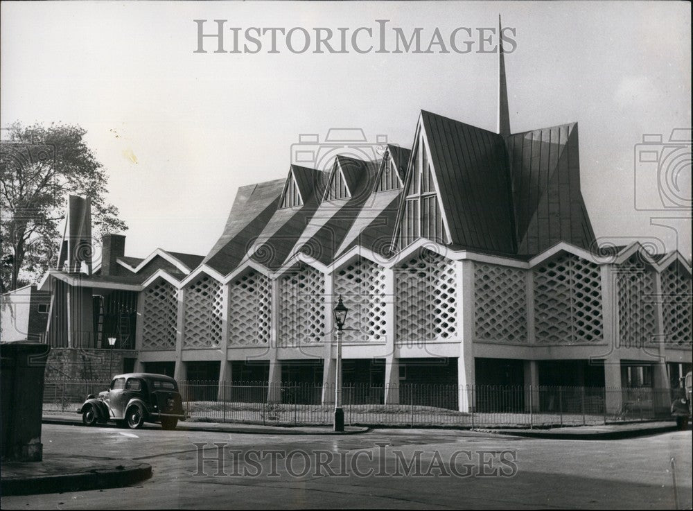 Press Photo many-windowed ultra modern Church - KSB59575 - Historic Images