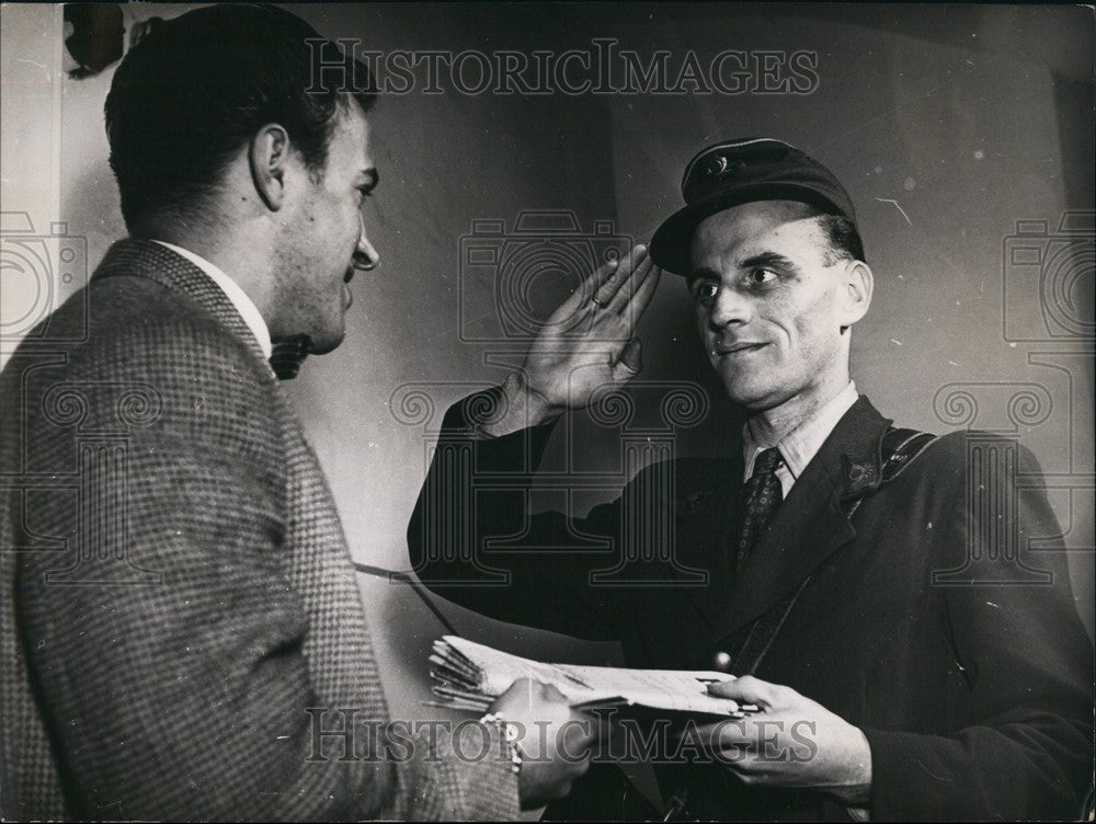 1954 all postmen in uniform have to salute with the right hand - Historic Images