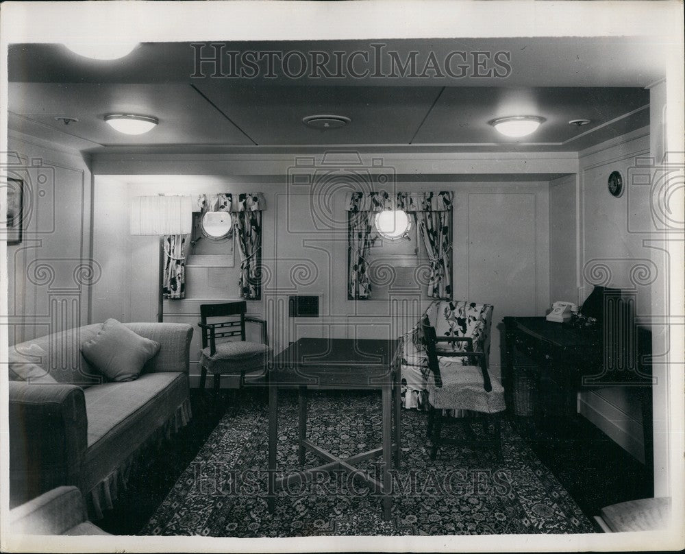 1954 Press Photo Pictures Aboard Royal Yacht "Britannia" - KSB59971 - Historic Images